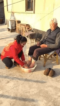 屏幕快照 2019-01-24 10.15.45.png 屏幕快照 2019-01-24 10.15.45.png