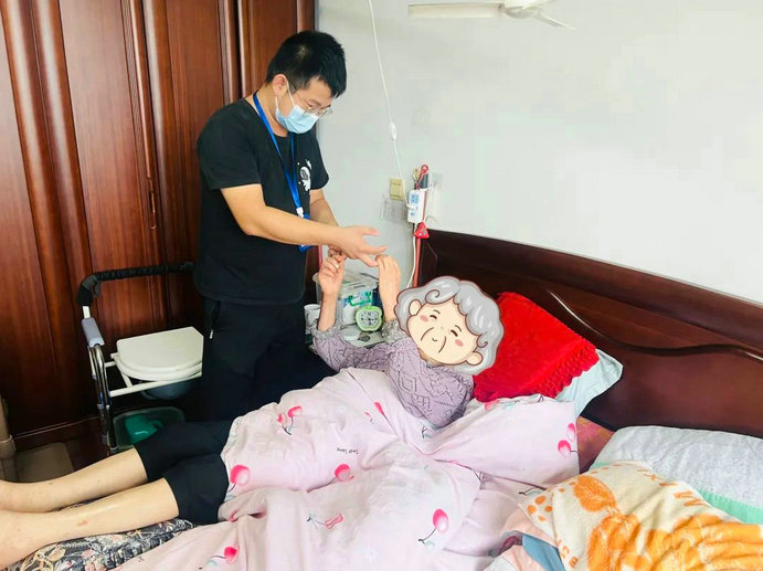 守门员见证—长护皆是温情