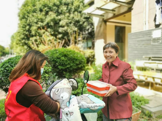 “疫”线动态 | 疫情期间，万家安为老助餐服务“不打烊”