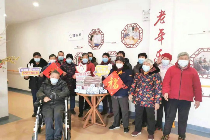 海棠社工 | 欢欢“洗洗”迎新年，福袋助浴包暖人心