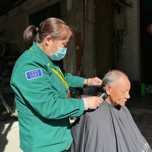 “薪火相传，五社联动”学雷锋志愿服务月系列活动圆满落幕！