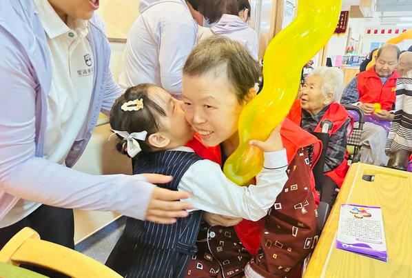 徐州彭城养护院 | 九九重阳节，浓浓敬老情